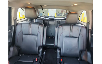 Toyota Highlander SE - автомобили, коли, обяви за нови и употребявани 8