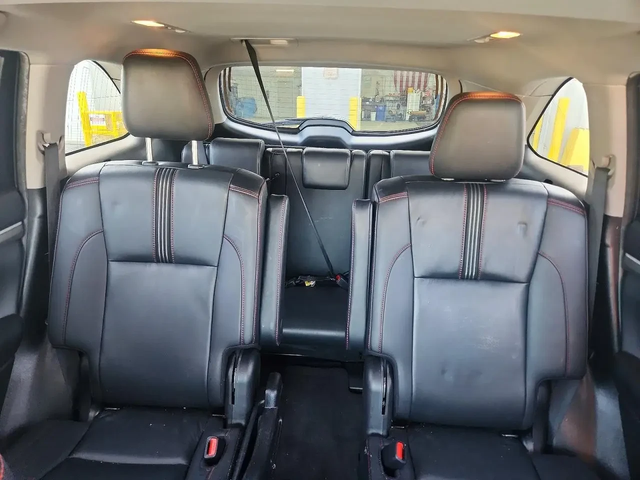 Toyota Highlander SE - автомобили, коли, обяви за нови и употребявани 8