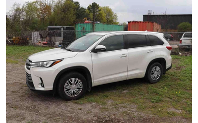 toyota-highlander - 1