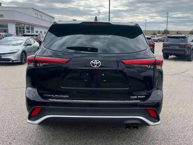 Toyota Highlander * XSE * ПРЕДСТАВИТЕЛСТВО * ПОДГРЕВ * NAVI - автомобили, коли, обяви за нови и употребявани 16