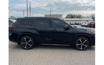 toyota-highlander - 2