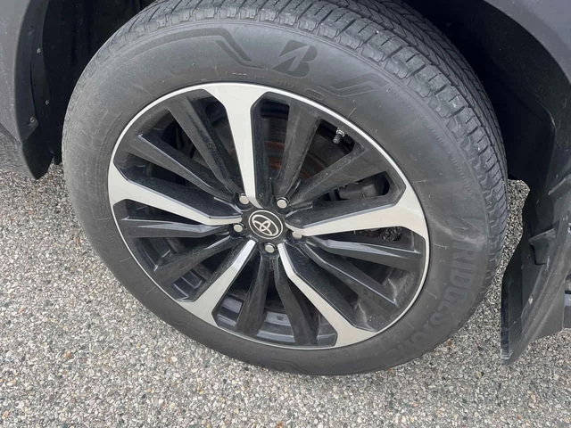 Toyota Highlander * XSE * ПРЕДСТАВИТЕЛСТВО * ПОДГРЕВ * NAVI - автомобили, коли, обяви за нови и употребявани 6