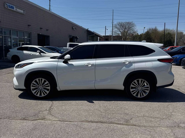 Toyota Highlander * 360 * ПРЕДСТАВИТЕЛСТВО * ОБДУХВАНЕ * PANO - автомобили, коли, обяви за нови и употребявани 1