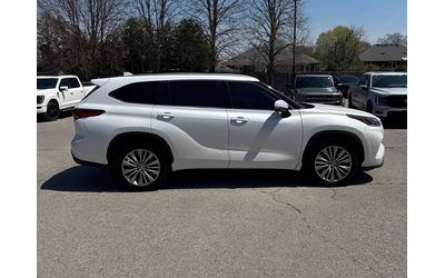 toyota-highlander - 2
