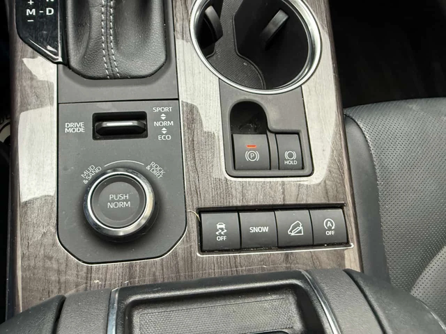 Toyota Highlander LIMITED * 360 КАМЕРА* ОБДУХВАНЕ* HEAD UP* ПАНОРАМА - автомобили, коли, обяви за нови и употребявани 12