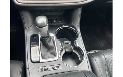 Toyota Highlander | Limited | ПАНОРАМА |  ДВА КЛЮЧА | ПОДГРЕВ | - автомобили, коли, обяви за нови и употребявани 8