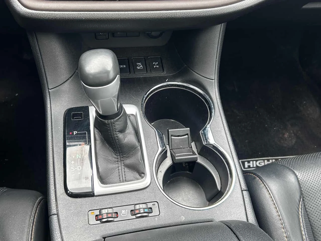 Toyota Highlander | Limited | ПАНОРАМА |  ДВА КЛЮЧА | ПОДГРЕВ | - автомобили, коли, обяви за нови и употребявани 8