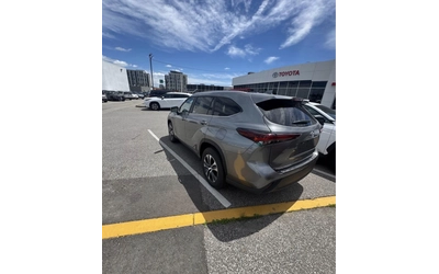 toyota-highlander - 4