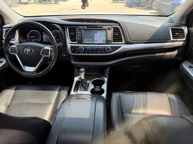Toyota Highlander AWD* XLE* ПОДГРЕВ* КАМЕРА* KEYLESS - автомобили, коли, обяви за нови и употребявани 9