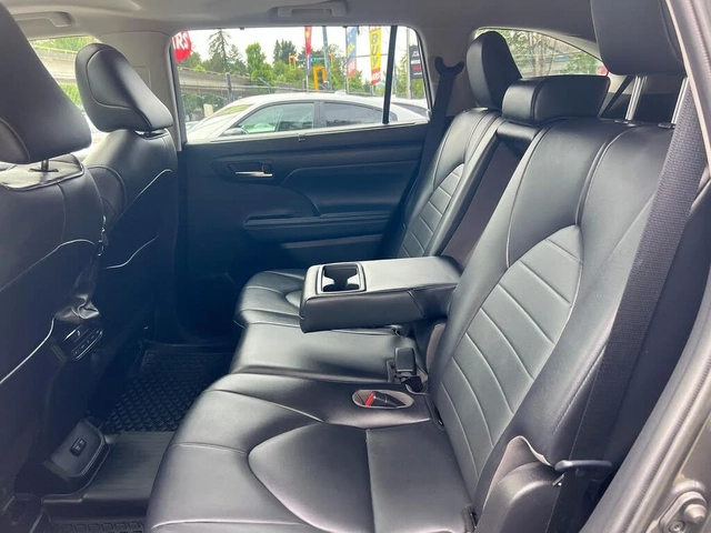 Toyota Highlander XLE AWD* ПОДГРЕВ* КАМЕРА* ШИБИДАХ* КРАЙНА ЦЕНА* - автомобили, коли, обяви за нови и употребявани 11