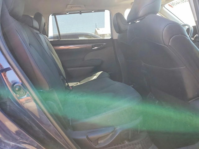 Toyota Highlander Limited AWD Hybrid - автомобили, коли, обяви за нови и употребявани 10