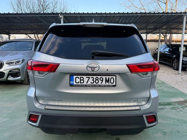 Toyota Highlander XLE, LPG, 7+ 1 SEATS - автомобили, коли, обяви за нови и употребявани 4