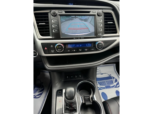 Toyota Highlander 7 МЕСТНА= ПОДГРЯВАНЕ= 3.5 V6= ТОП= - автомобили, коли, обяви за нови и употребявани 6