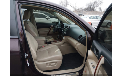 toyota-highlander-hybrid-3-5l-v-6-dohc-vvt-231hp-all-wheel-drive - 4