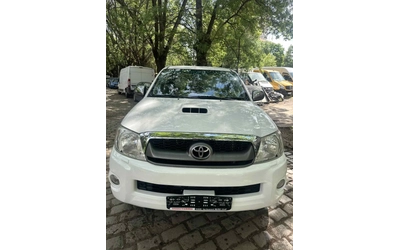 Toyota Hilux - автомобили, коли, обяви за нови и употребявани 7