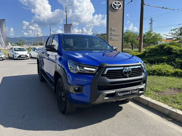 Toyota Hilux 2.8D 6АТ INVINCIBLE - автомобили, коли, обяви за нови и употребявани 0