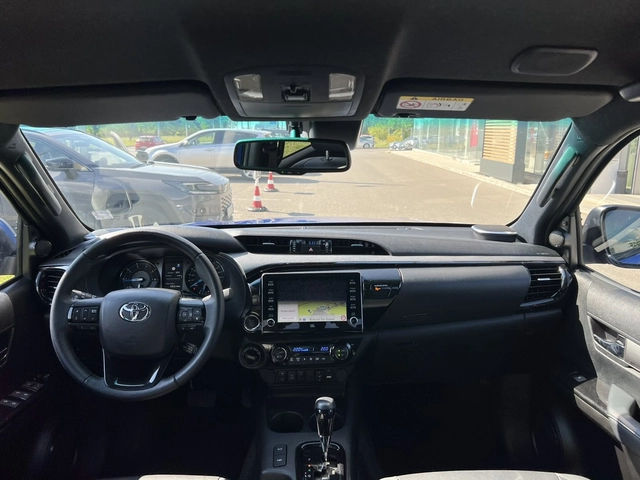 Toyota Hilux 2.8D 6АТ INVINCIBLE - автомобили, коли, обяви за нови и употребявани 14