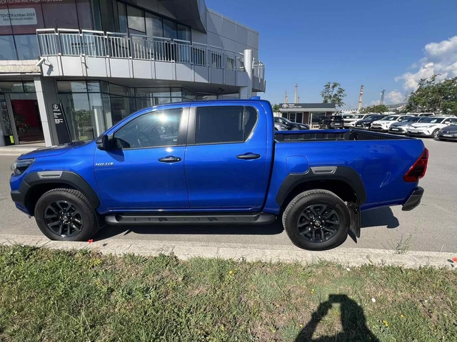 Toyota Hilux 2.8D 6АТ INVINCIBLE - автомобили, коли, обяви за нови и употребявани 7