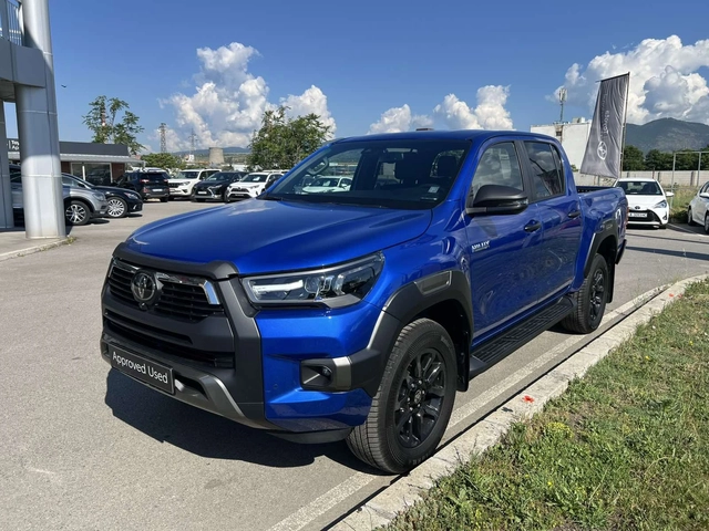 Toyota Hilux 2.8D 6АТ INVINCIBLE - автомобили, коли, обяви за нови и употребявани 8