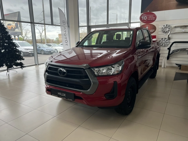 Toyota Hilux 2.8D 6MT Comfort - автомобили, коли, обяви за нови и употребявани 0