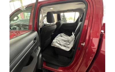 Toyota Hilux 2.8D 6MT Comfort - автомобили, коли, обяви за нови и употребявани 10