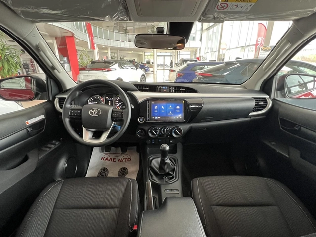 Toyota Hilux 2.8D 6MT Comfort - автомобили, коли, обяви за нови и употребявани 11
