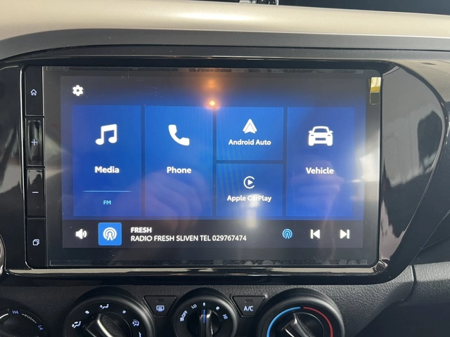 Toyota Hilux 2.8D 6MT Comfort - автомобили, коли, обяви за нови и употребявани 14