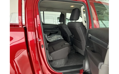 Toyota Hilux 2.8D 6MT Comfort - автомобили, коли, обяви за нови и употребявани 9