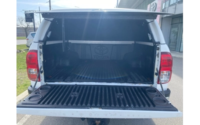 Toyota Hilux 2.4 D, MT - автомобили, коли, обяви за нови и употребявани 11
