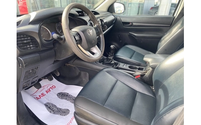Toyota Hilux 2.4 D, MT - автомобили, коли, обяви за нови и употребявани 13