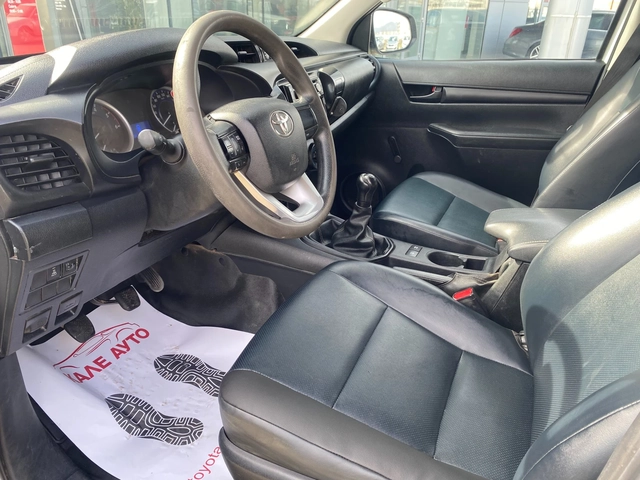 Toyota Hilux 2.4 D, MT - автомобили, коли, обяви за нови и употребявани 13