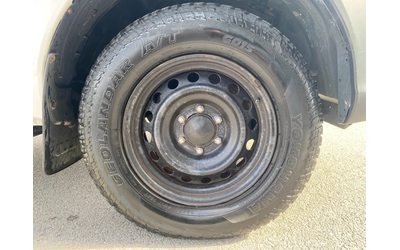 Toyota Hilux 2.4 D, MT - автомобили, коли, обяви за нови и употребявани 8