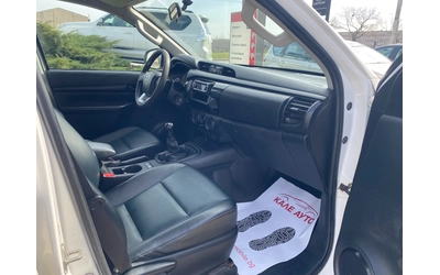 Toyota Hilux 2.4 D, MT - автомобили, коли, обяви за нови и употребявани 9