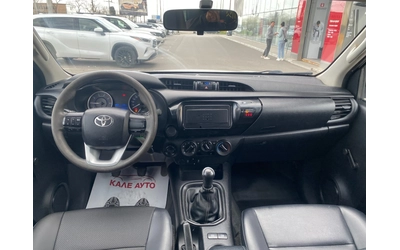 Toyota Hilux 2.4 D, MT - автомобили, коли, обяви за нови и употребявани 13
