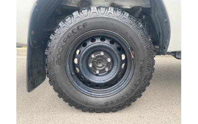 Toyota Hilux 2.4 D, MT - автомобили, коли, обяви за нови и употребявани 16