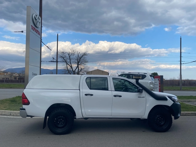 Toyota Hilux 2.4 D, MT - автомобили, коли, обяви за нови и употребявани 7