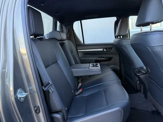 Toyota Hilux - автомобили, коли, обяви за нови и употребявани 13