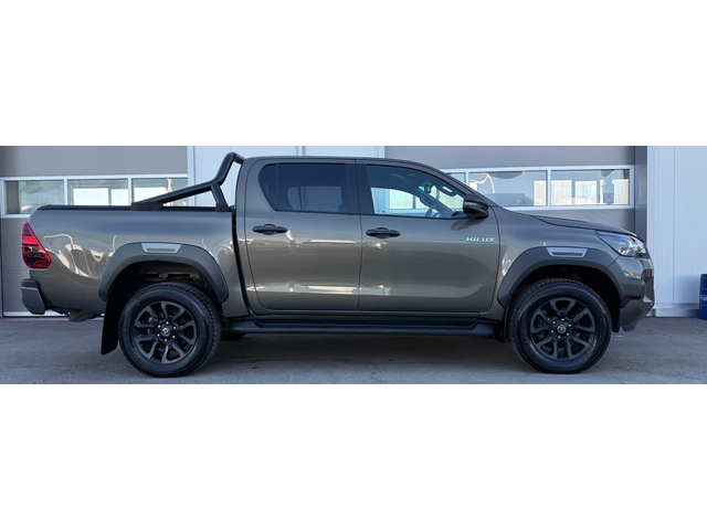 Toyota Hilux - автомобили, коли, обяви за нови и употребявани 5