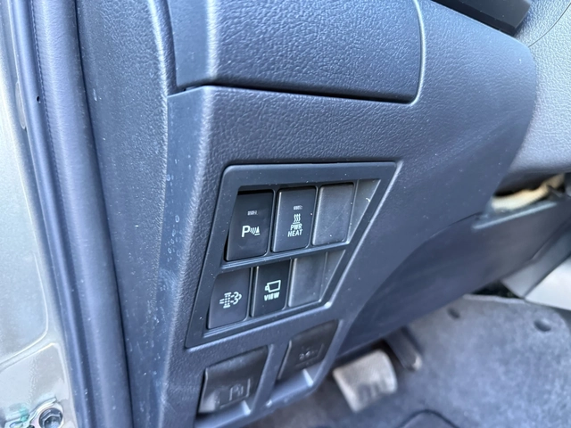 Toyota Hilux - автомобили, коли, обяви за нови и употребявани 8