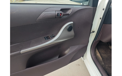 Toyota IQ 1.0VVTI АВТОМАТИК КЛИМАТИК SOL - автомобили, коли, обяви за нови и употребявани 13