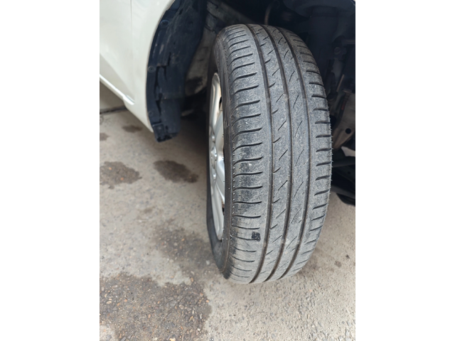 Toyota IQ 1.0VVTI АВТОМАТИК КЛИМАТИК SOL - автомобили, коли, обяви за нови и употребявани 15