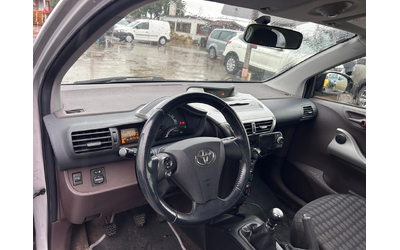 Toyota IQ 1.0i EURO 4 - автомобили, коли, обяви за нови и употребявани 10