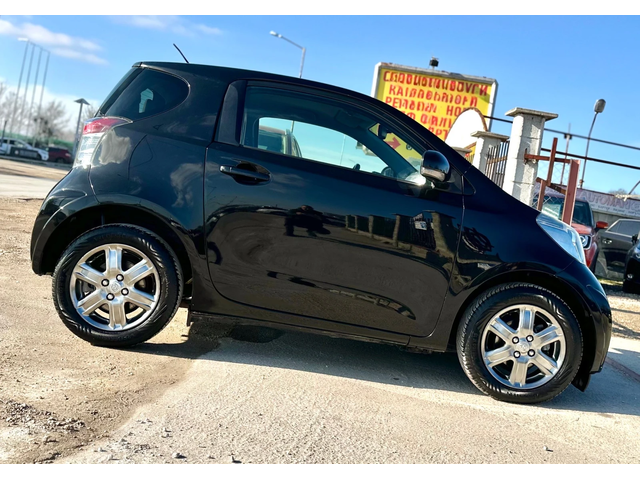 Toyota IQ 1.4 D4D 90HP - автомобили, коли, обяви за нови и употребявани 4