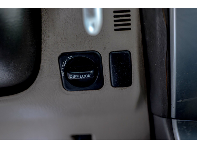 Toyota Land Cruiser 120/3.0D4d/Климатроник/Печка/6+1 - автомобили, коли, обяви за нови и употребявани 15