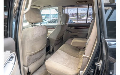 Toyota Land Cruiser 120/3.0D4d/Климатроник/Печка/6+1 - автомобили, коли, обяви за нови и употребявани 8