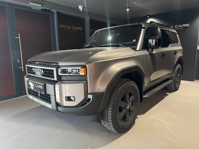 Toyota Land cruiser Luxury - автомобили, коли, обяви за нови и употребявани 0