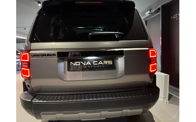 Toyota Land cruiser Luxury - автомобили, коли, обяви за нови и употребявани 12