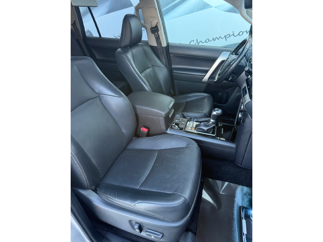 Toyota Land cruiser Топ Топ Топ - автомобили, коли, обяви за нови и употребявани 13