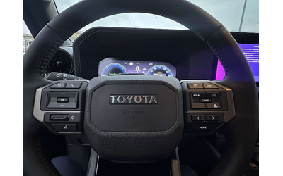 Toyota Land Land - автомобили, коли, обяви за нови и употребявани 10