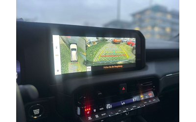 Toyota Land Land - автомобили, коли, обяви за нови и употребявани 11